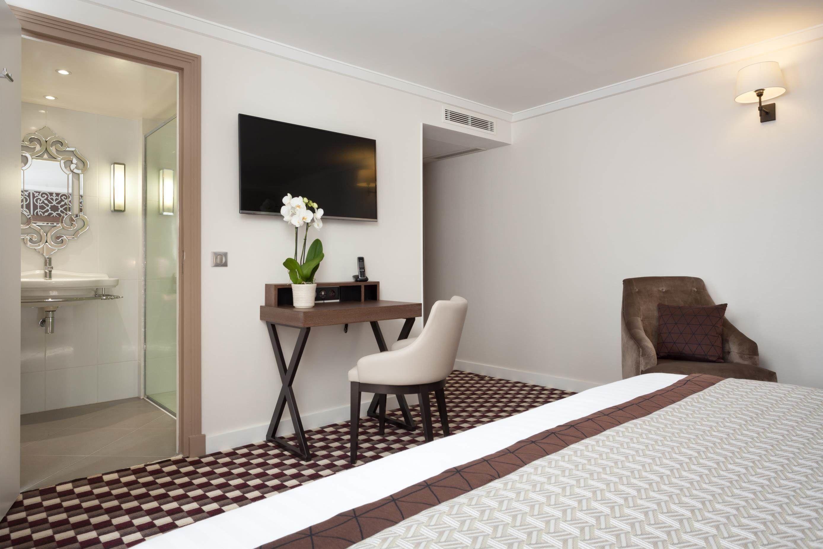 Phileas Lazare & - Opera 4*